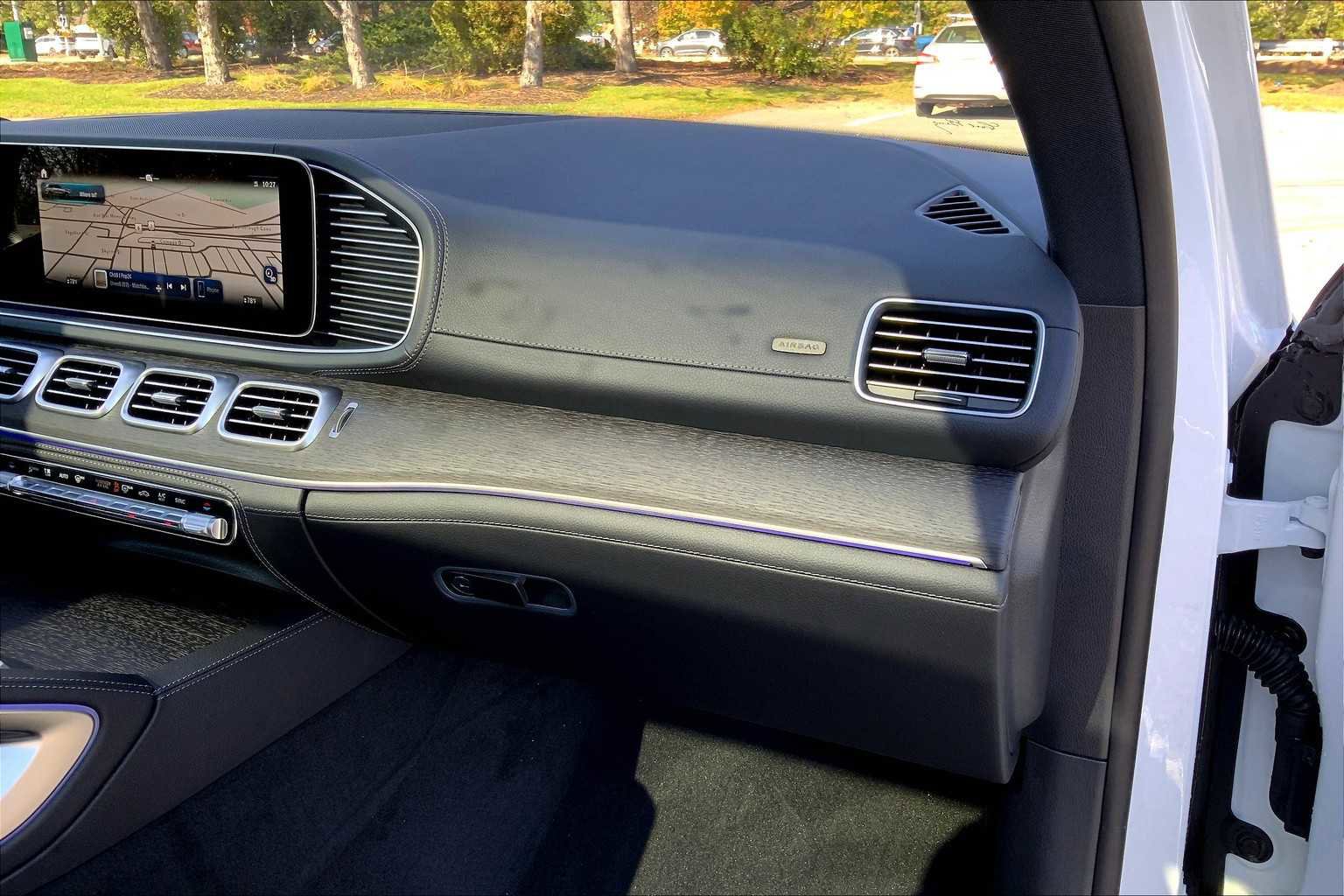 New 2026 Mercedes-Benz GLS 450 4MATIC image 10