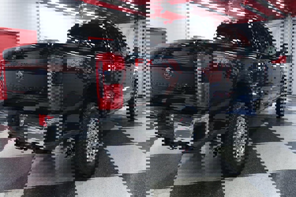 Used 2023 Ford F250 Lariat w/ Lariat Ultimate Package image 7