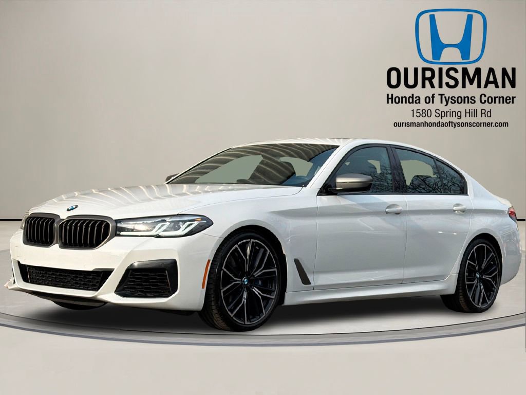 Used 2023 BMW M550i xDrive w/ Executive Package image 2