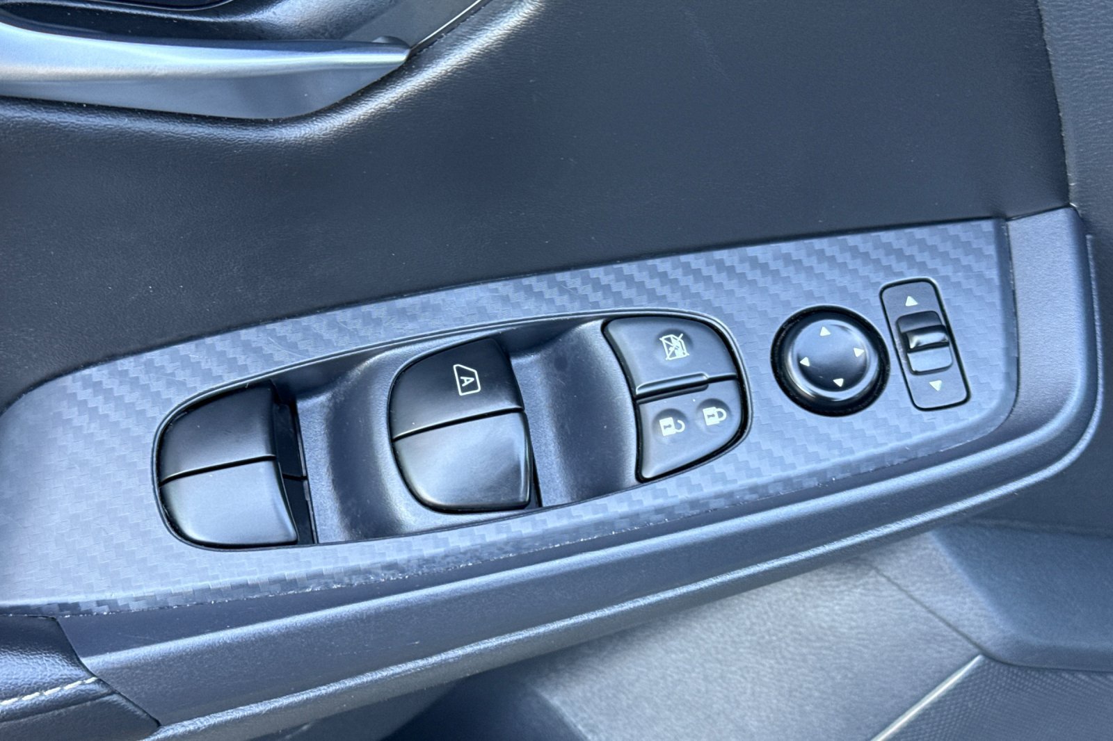 Certified 2024 Nissan Sentra SV FWD image 14