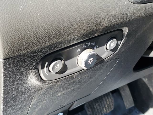 Used 2021 Buick Encore GX Select FWD image 9