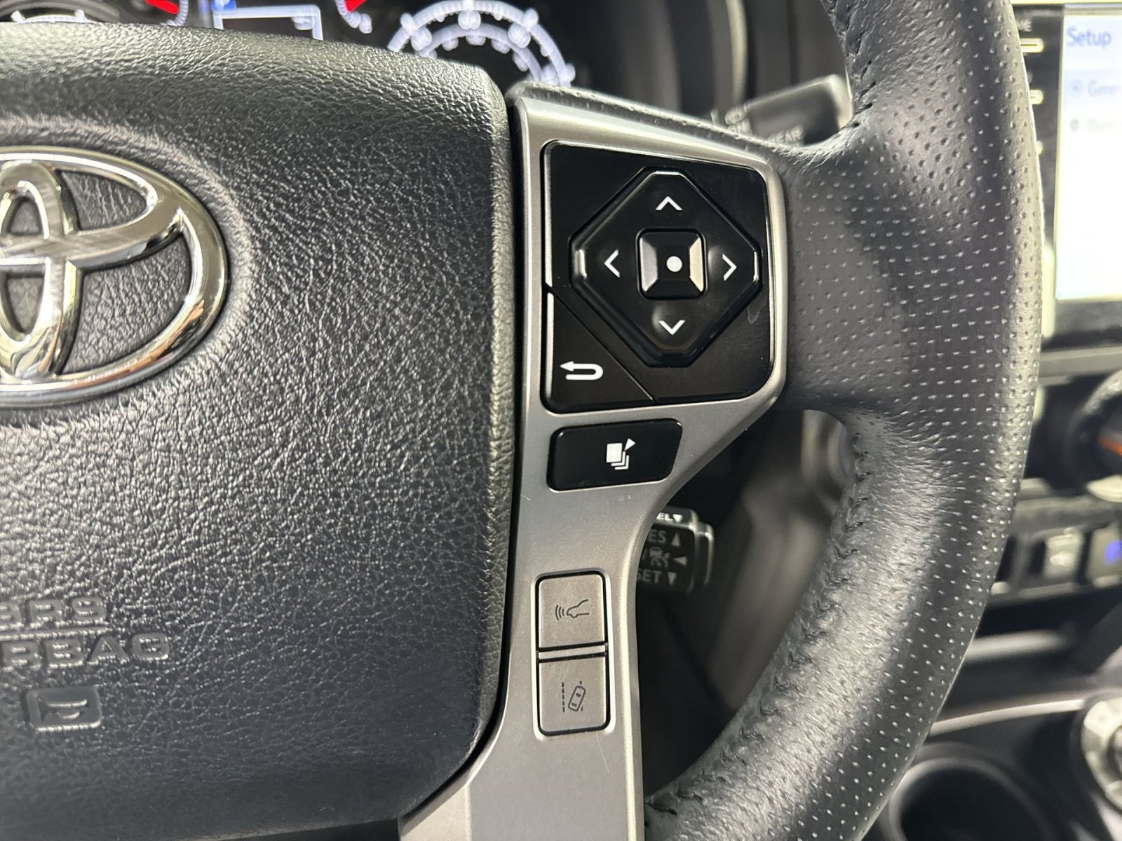 Used 2023 Toyota 4Runner SR5 image 36