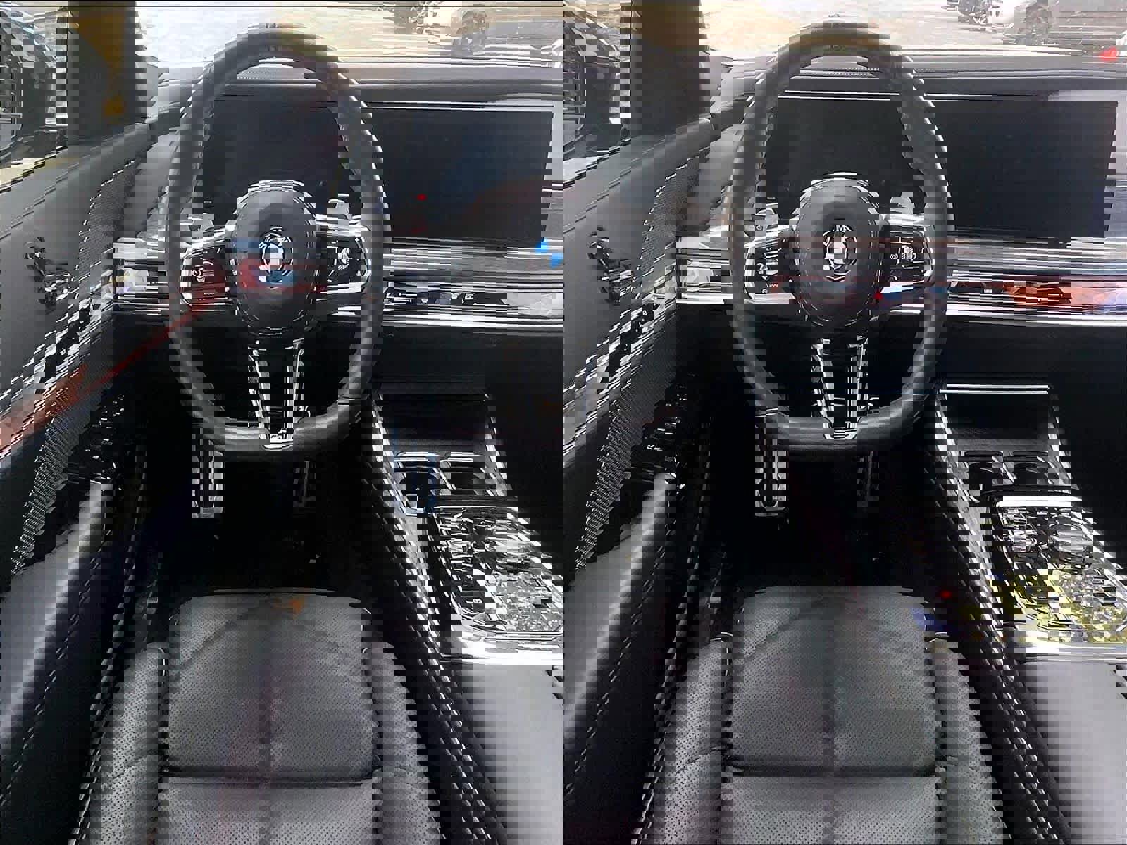 Used 2023 BMW 740i image 7