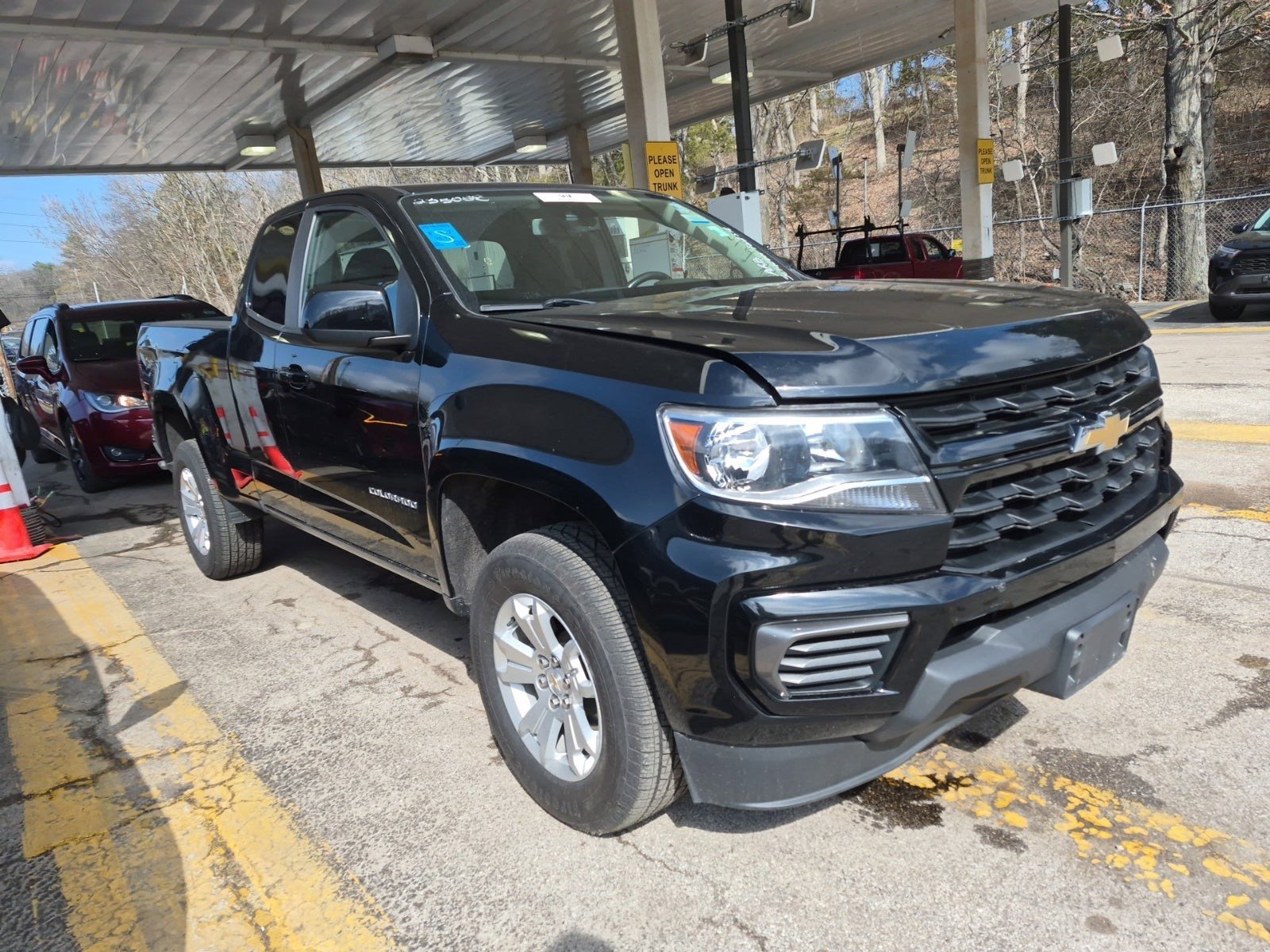 Used 2022 Chevrolet Colorado LT w/ Fleet Safety Package image 4