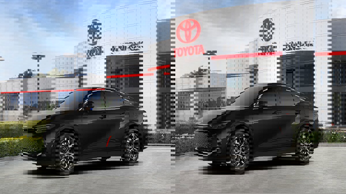 New 2026 Toyota Crown XLE AWD/4WD image 2