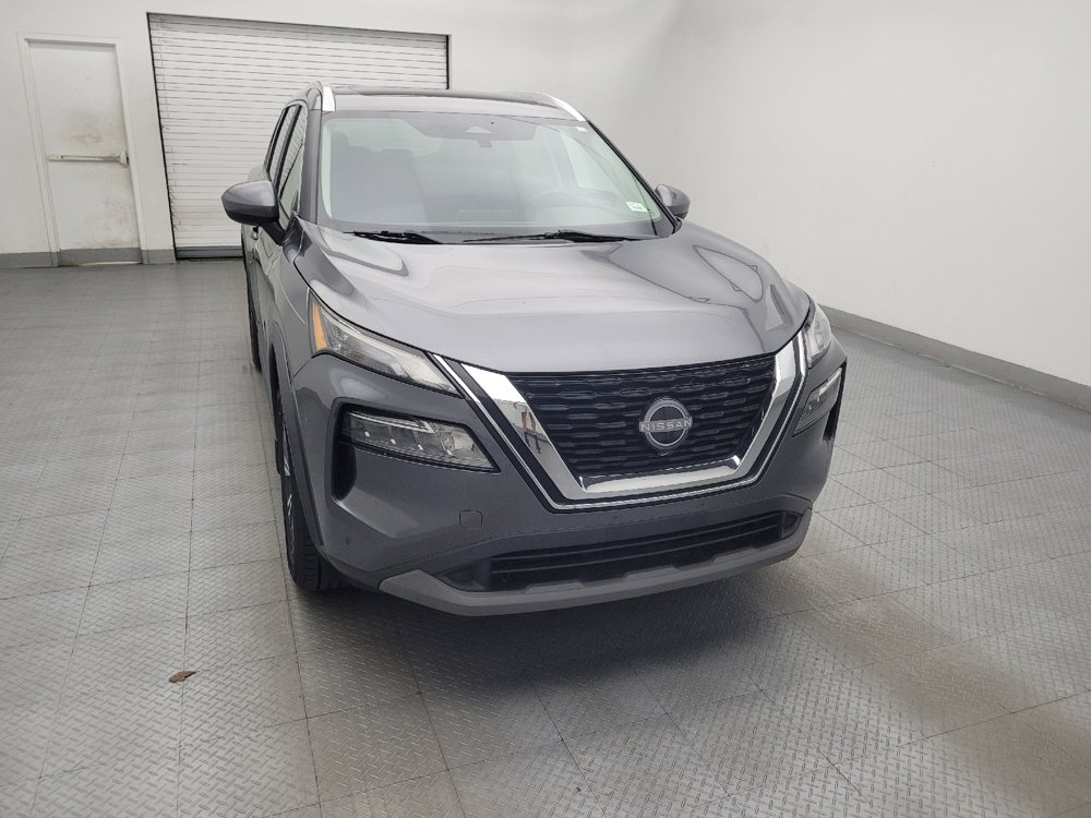 Used 2023 Nissan Rogue SV w/ SV Premium B Package FWD image 14