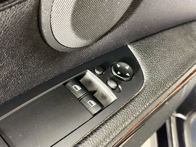 Used 2012 BMW 335i xDrive Coupe image 18