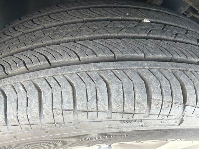 Used 2022 Jeep Cherokee Limited AWD/4WD image 9