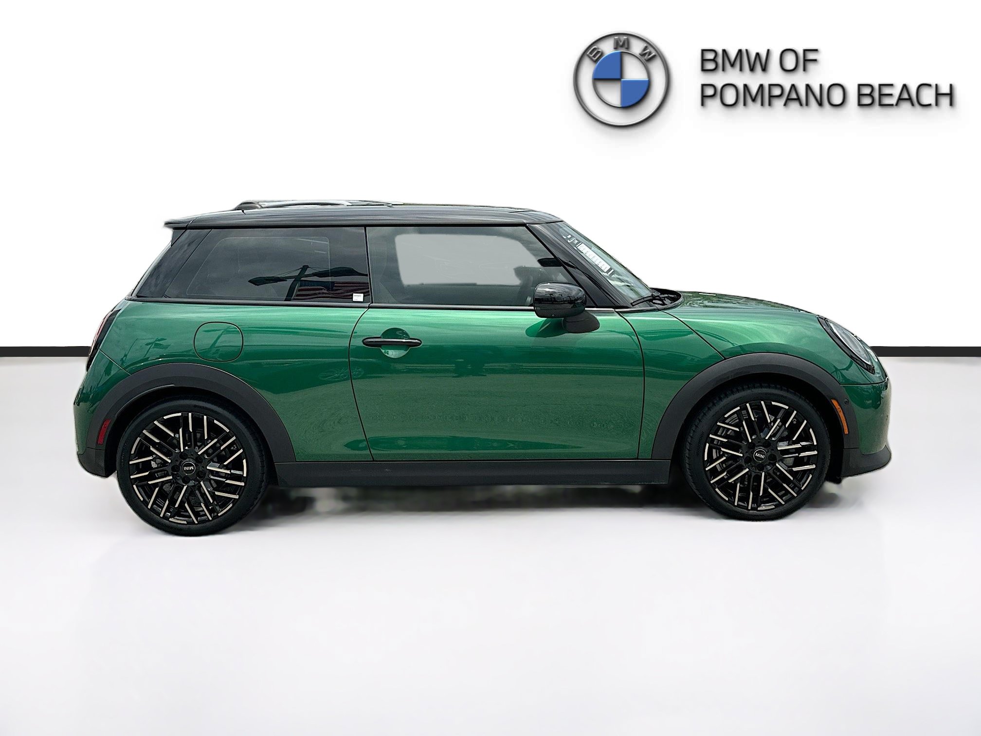Used 2025 MINI Cooper S FWD image 8