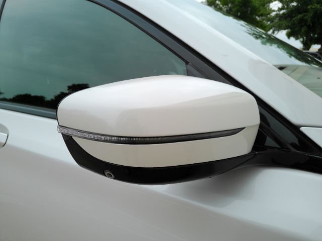 Used 2019 BMW 750i w/ Executive Package RWD image 26