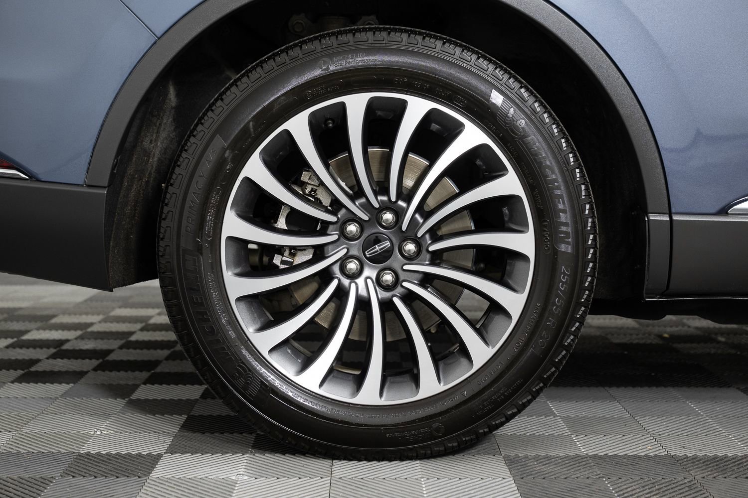 Used 2021 Lincoln Aviator Reserve w/ Class IV Trailer Tow Package image 41