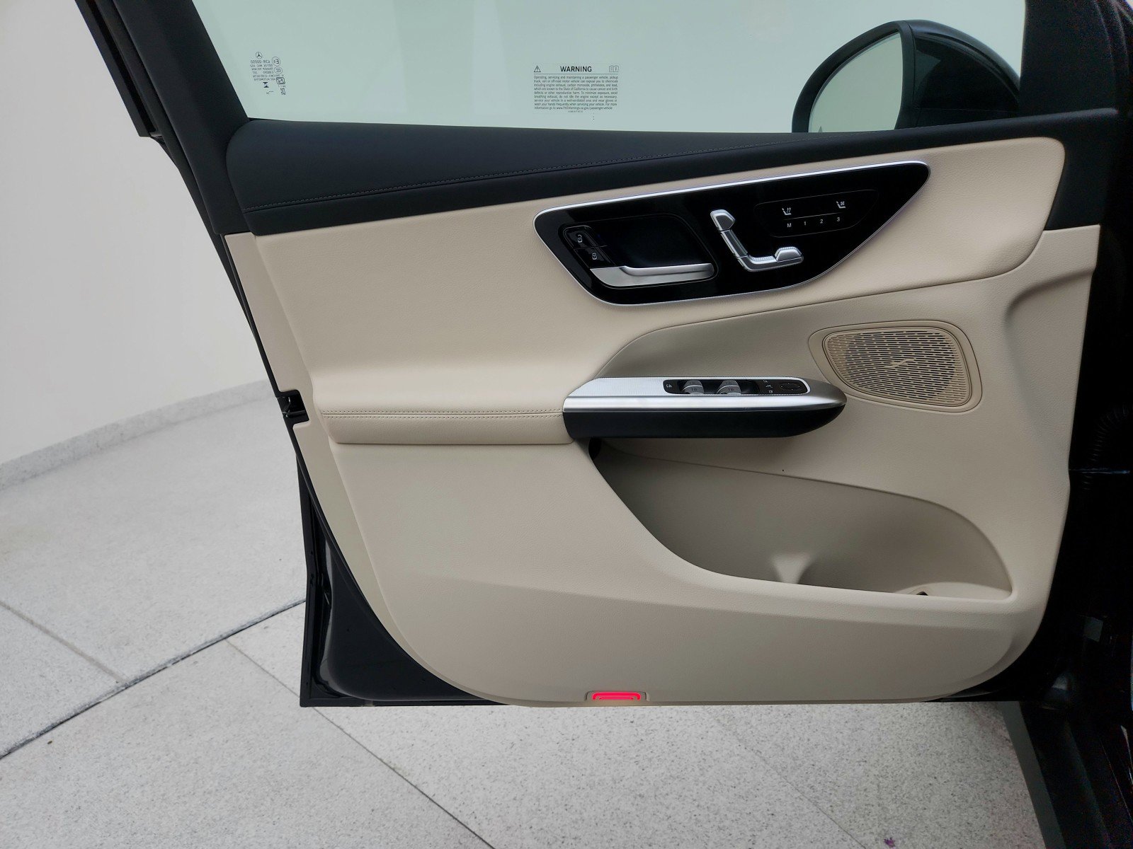 Certified 2024 Mercedes-Benz GLC 300 image 26