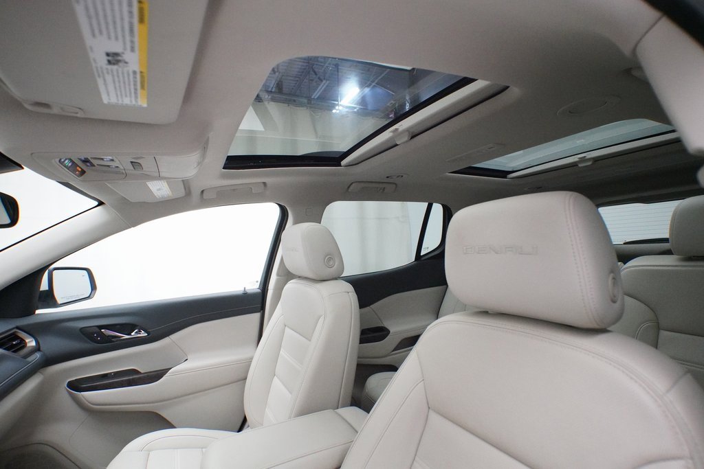 Used 2023 GMC Acadia Denali w/ Trailering Package image 32