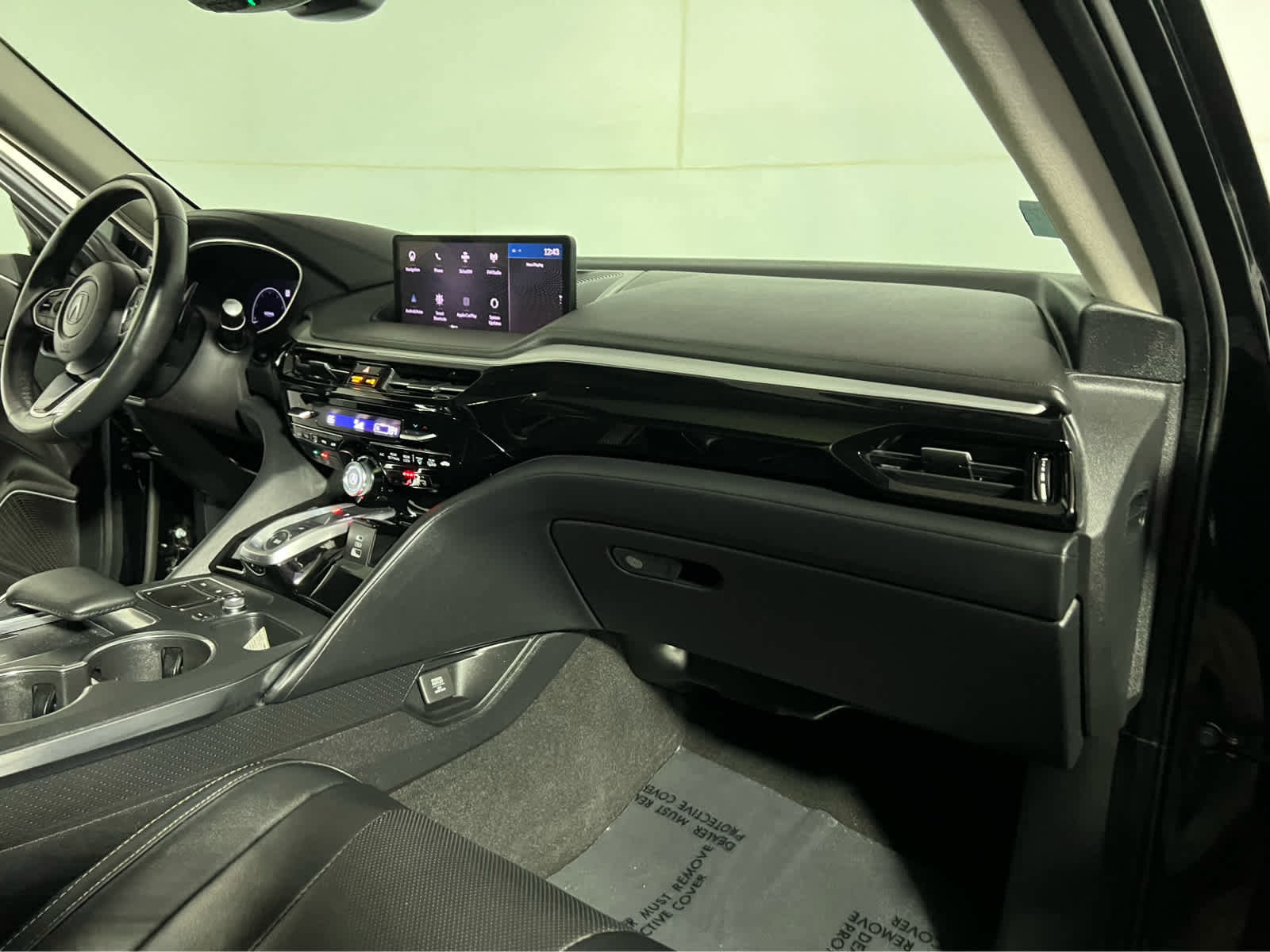 Used 2024 Acura MDX SH-AWD w/ Technology Package image 31