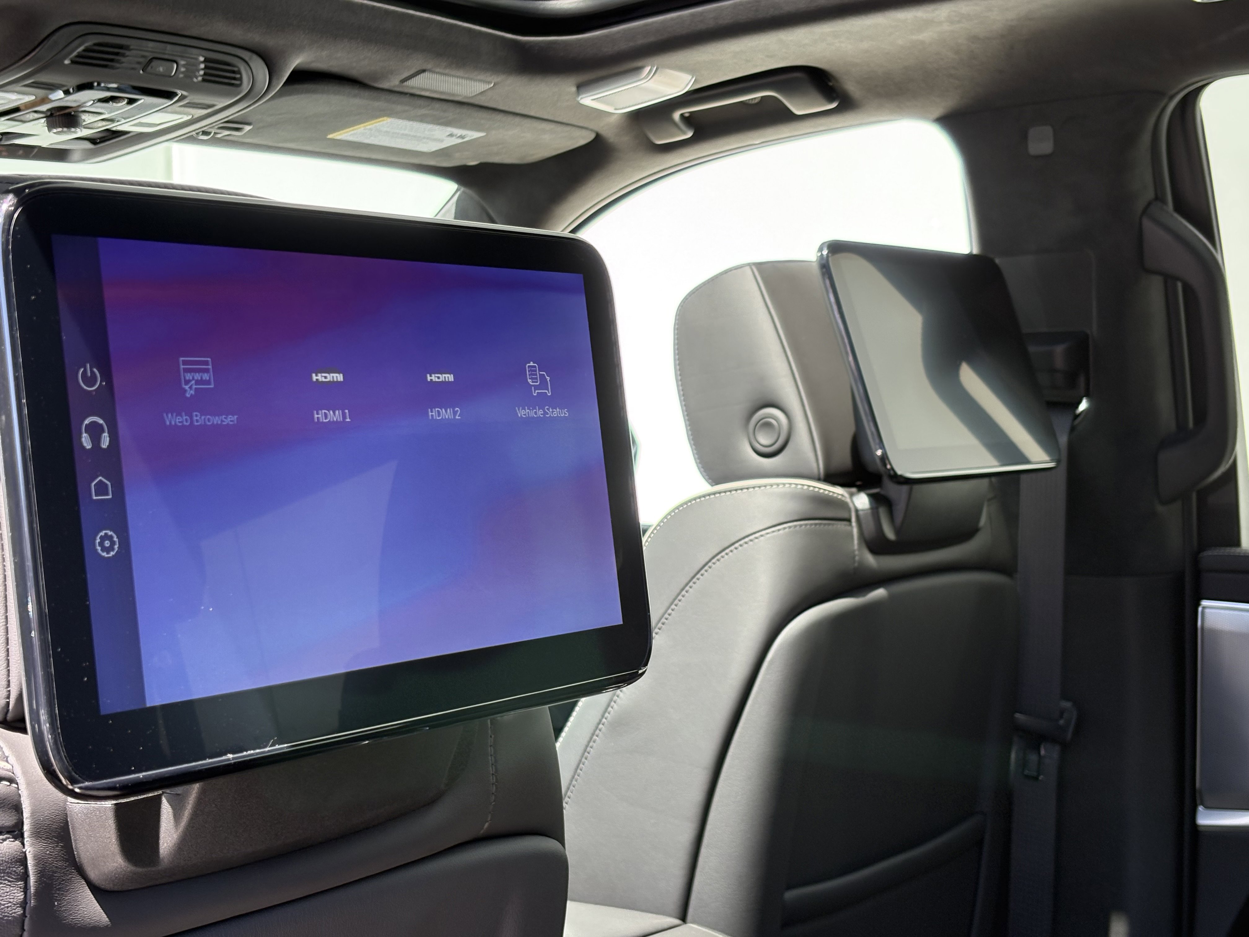 New 2026 Cadillac Escalade Platinum Sport AWD/4WD image 15