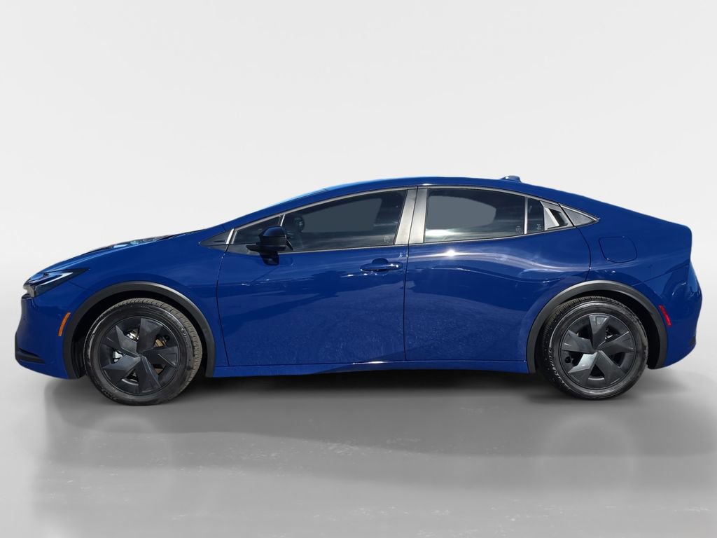 Used 2025 Toyota Prius Plug-In Hybrid image 2