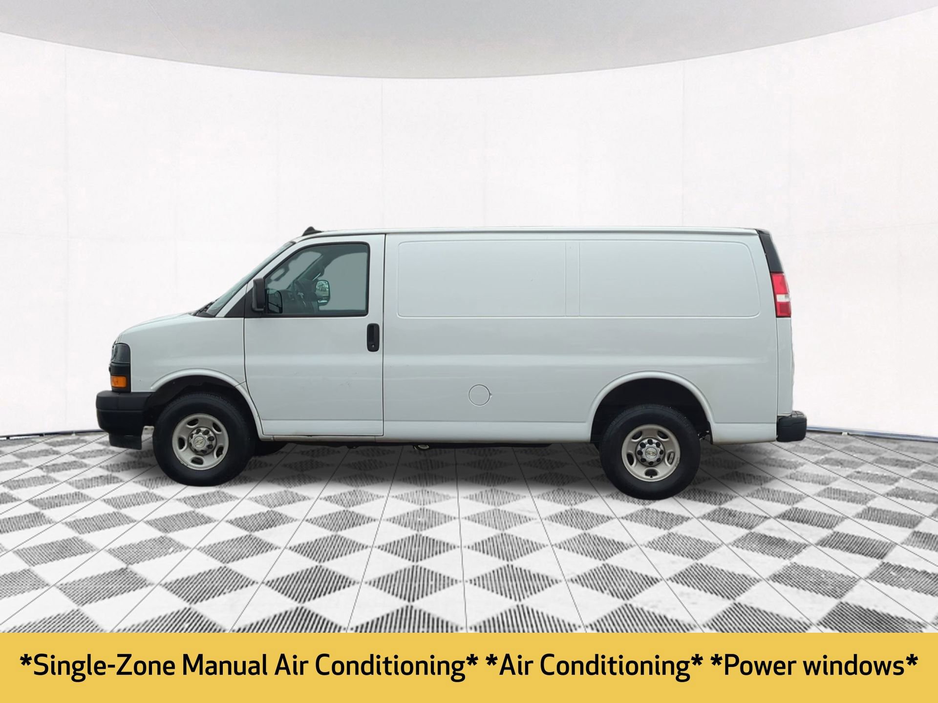 Used 2020 Chevrolet Express 2500 image 5