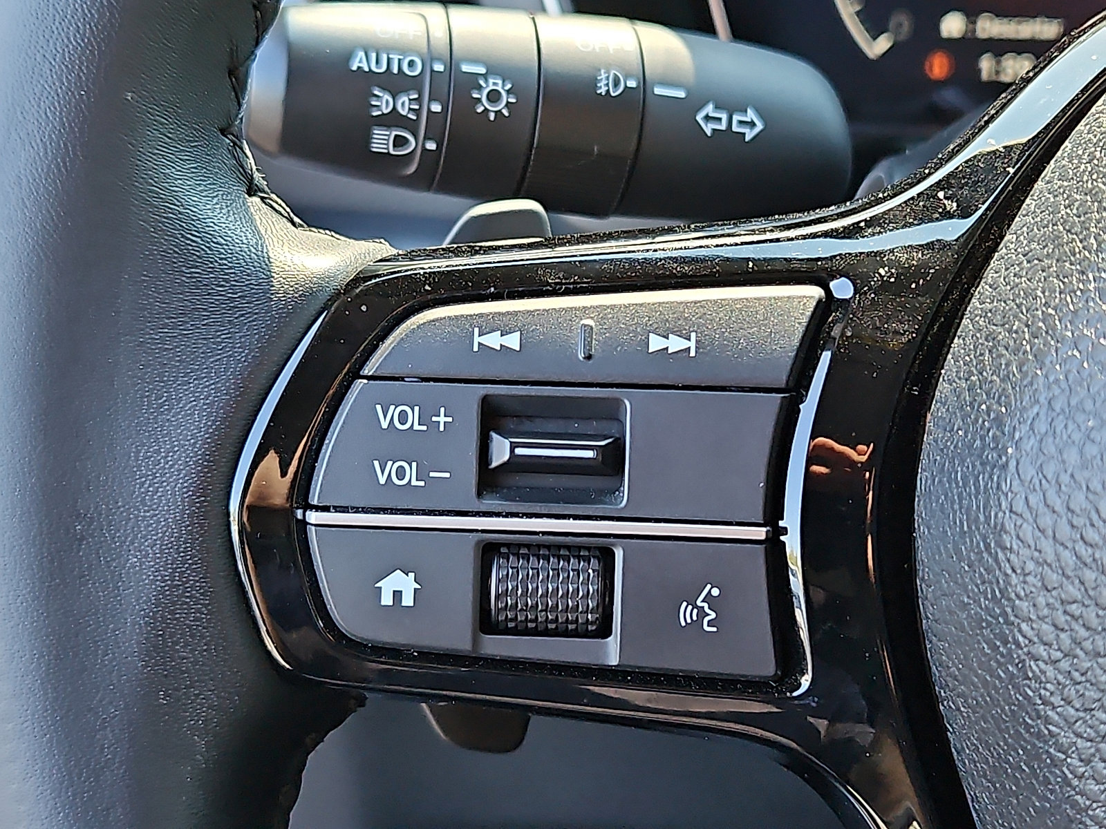 Used 2024 Honda Pilot EX-L image 23