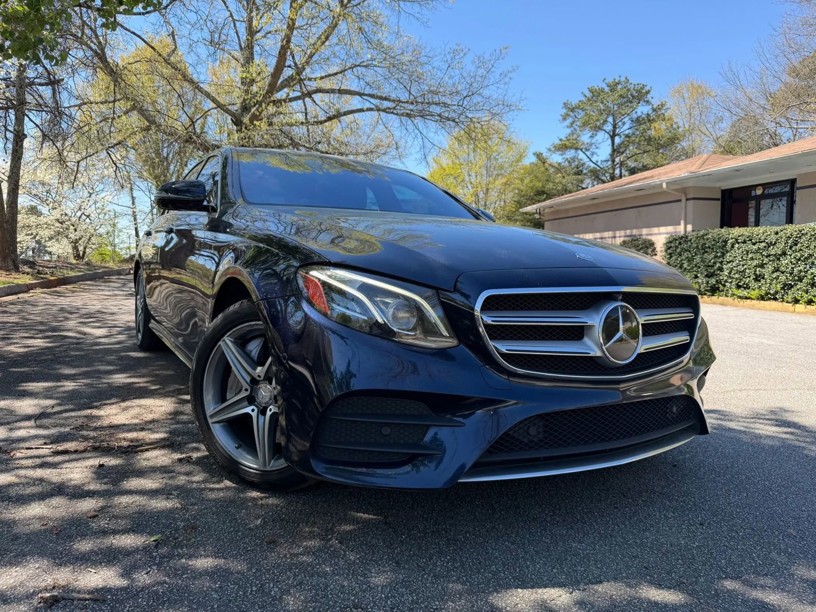 Used 2017 Mercedes-Benz E 300 image 1