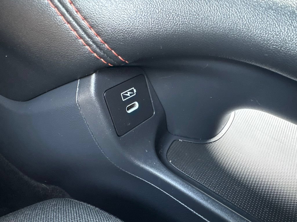 Certified 2025 Honda HR-V Sport image 31