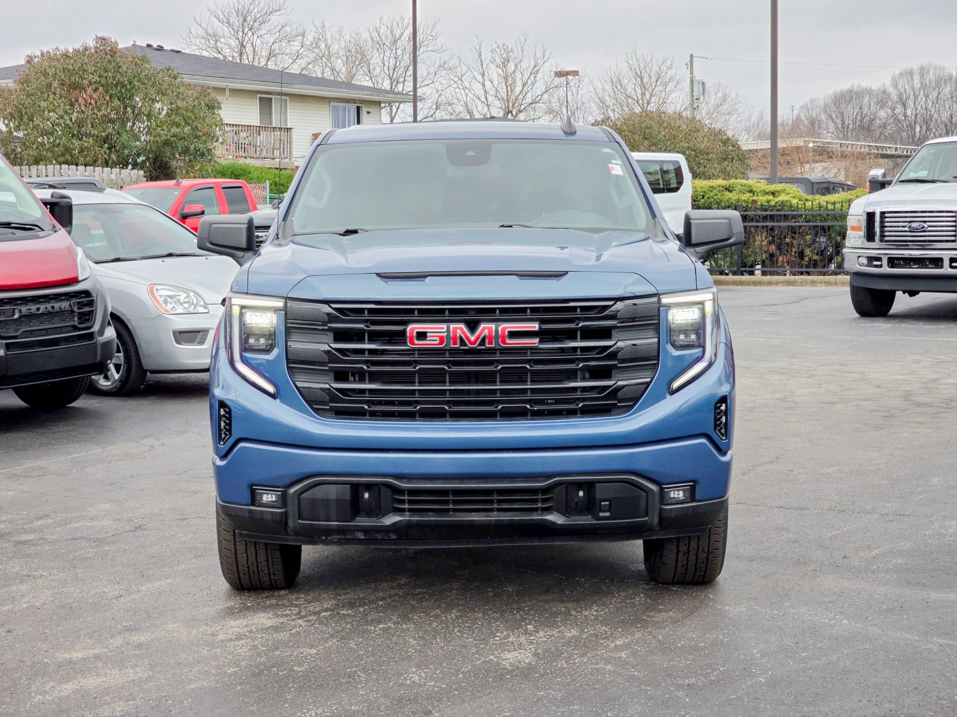 Used 2024 GMC Sierra 1500 Elevation image 4