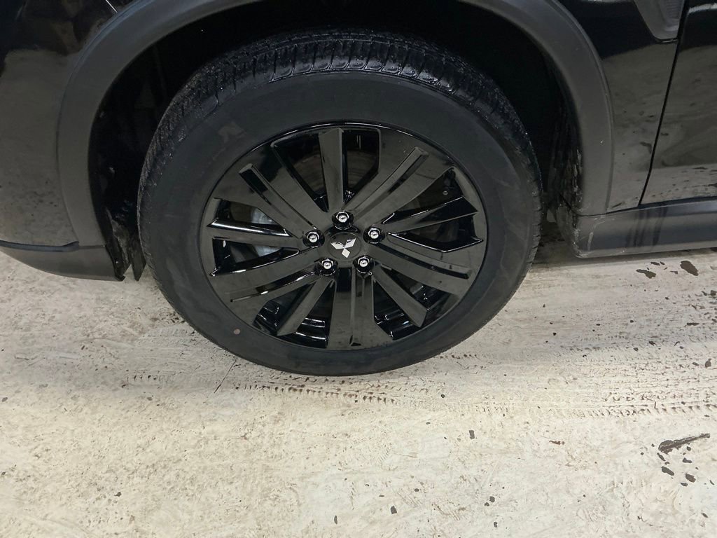 Used 2025 Mitsubishi Outlander Sport LE image 25