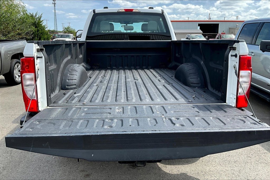 Used 2021 Ford F250 XL w/ Power Equipment Group AWD/4WD image 30