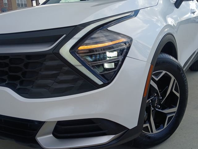 Used 2024 Kia Sportage LX image 28