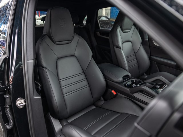 Used 2026 Porsche Cayenne E-Hybrid AWD/4WD image 53