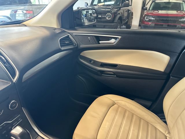 Used 2017 Ford Edge SEL w/ Equipment Group 201A FWD image 25