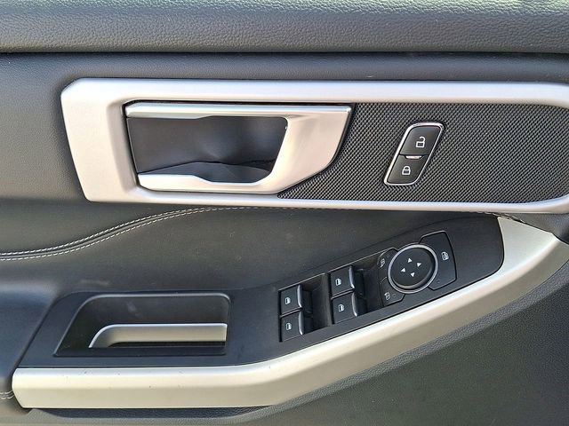 Certified 2021 Ford Explorer XLT w/ Equipment Group 202A image 10