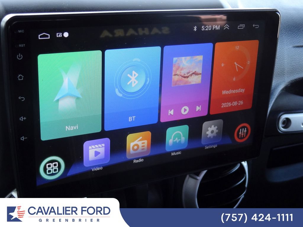 Used 2016 Jeep Wrangler Sahara w/ Connectivity Group AWD/4WD image 22