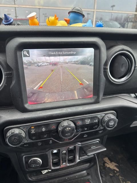 Used 2021 Jeep Gladiator Overland w/ Popular Equipment Package image 2