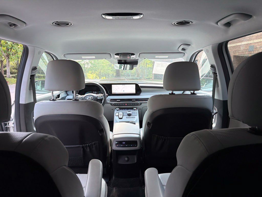 Used 2024 Hyundai Palisade SEL FWD image 20