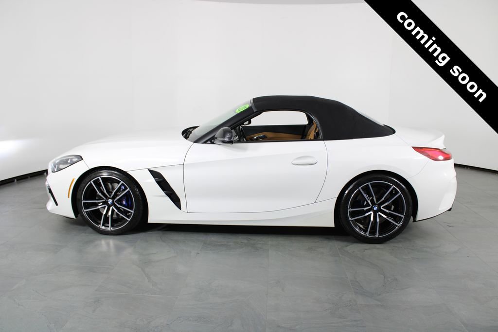 Used 2020 BMW Z4 M40i w/ Executive Package image 6