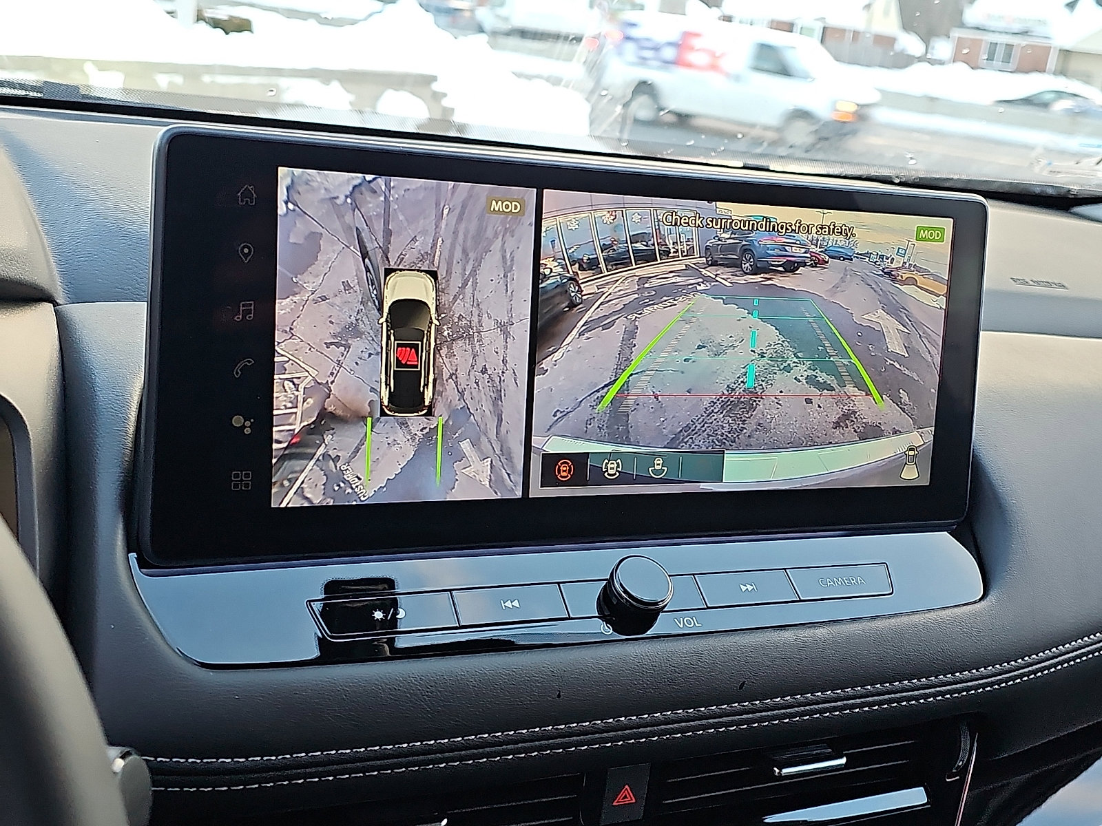 Certified 2025 Nissan Rogue SL image 19