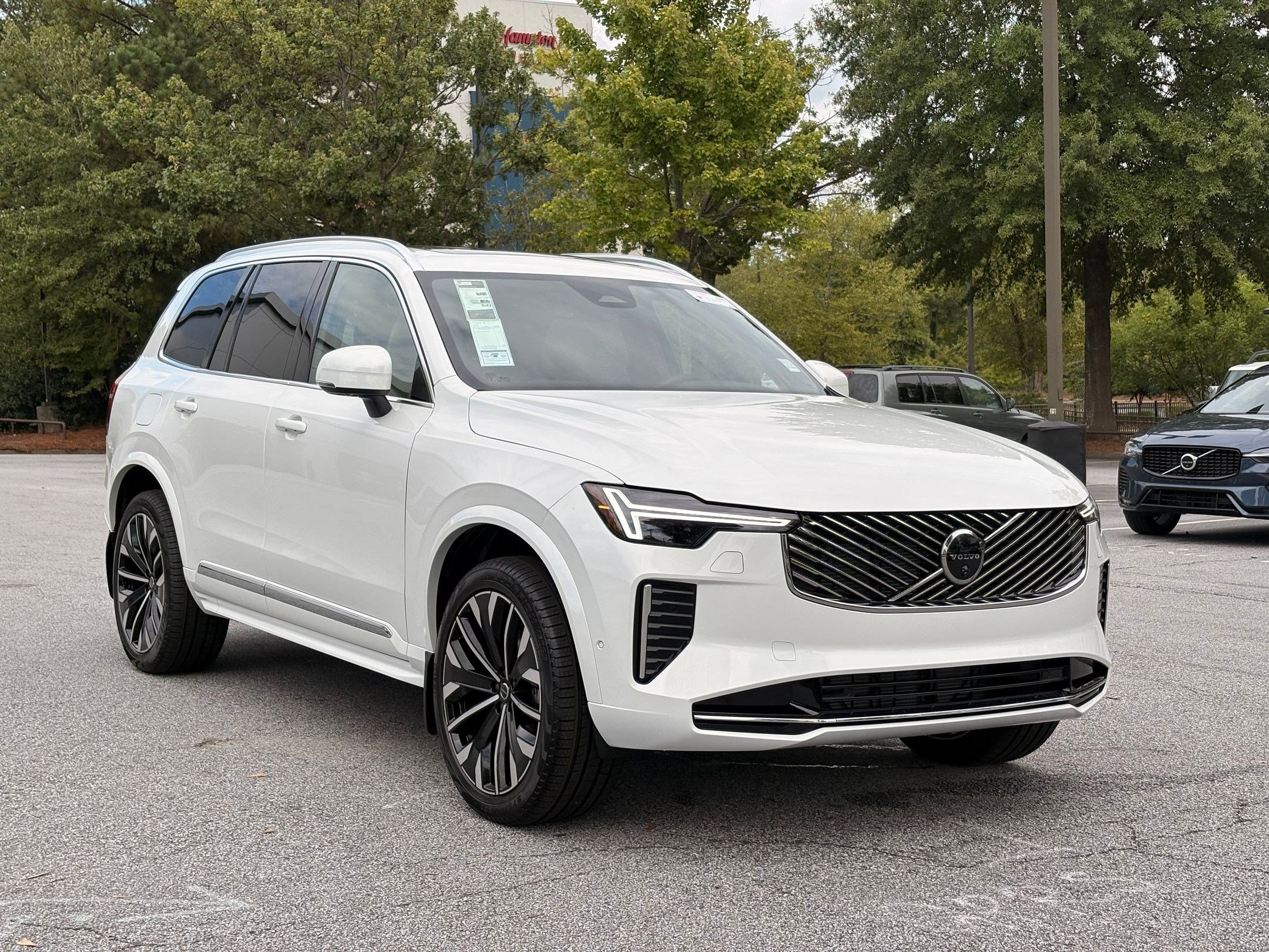 New 2026 Volvo XC90 B6 Plus w/ Protection Package image 7