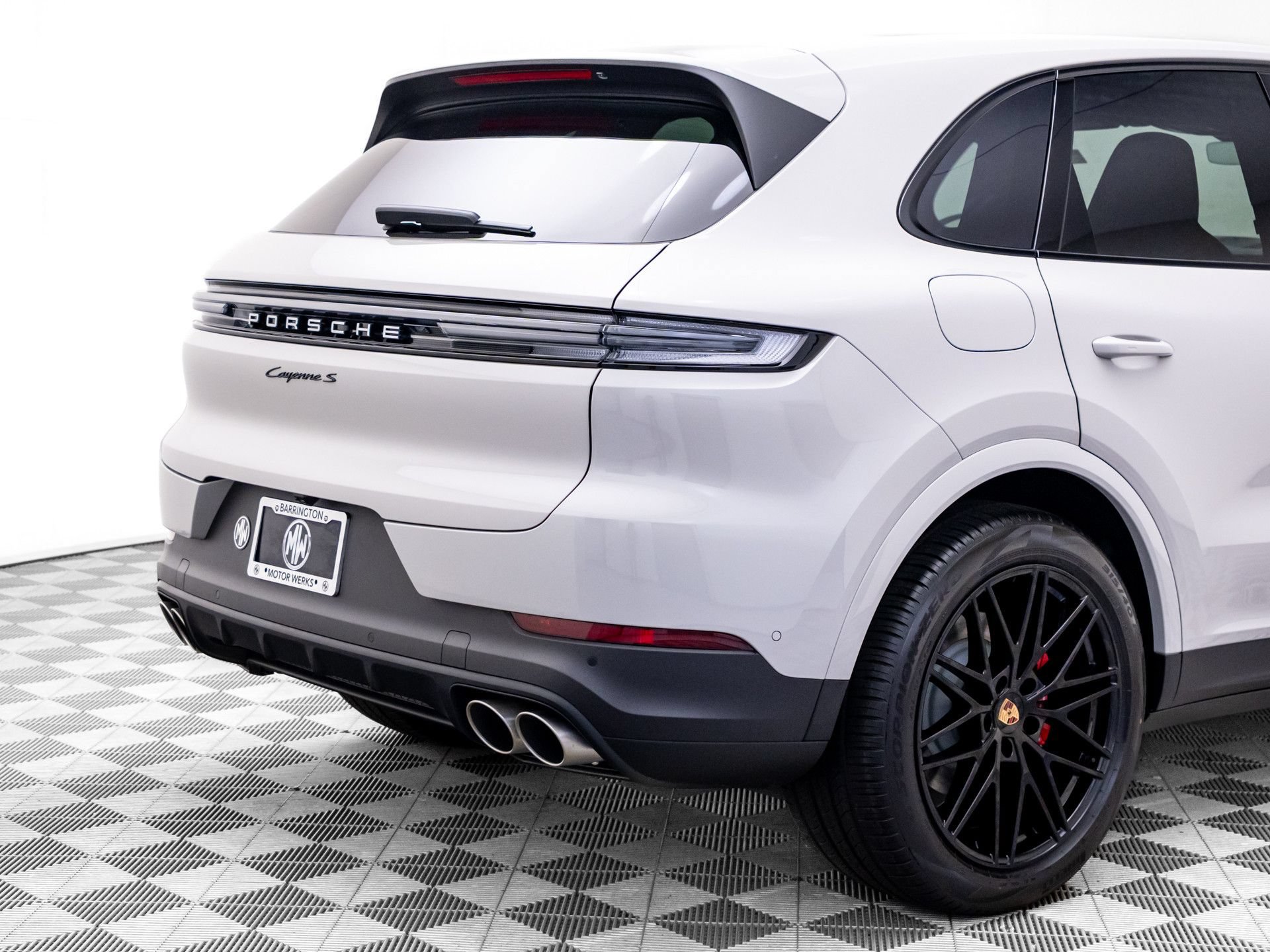 New 2026 Porsche Cayenne S AWD/4WD image 32