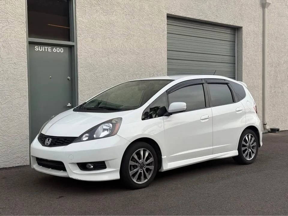 Used 2013 Honda Fit Sport image 1