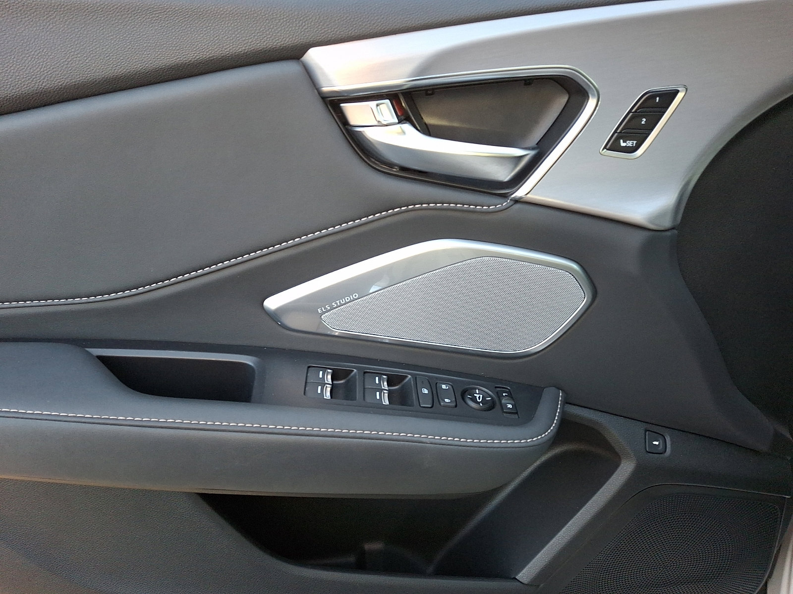 Used 2022 Acura RDX w/ Technology Package image 13