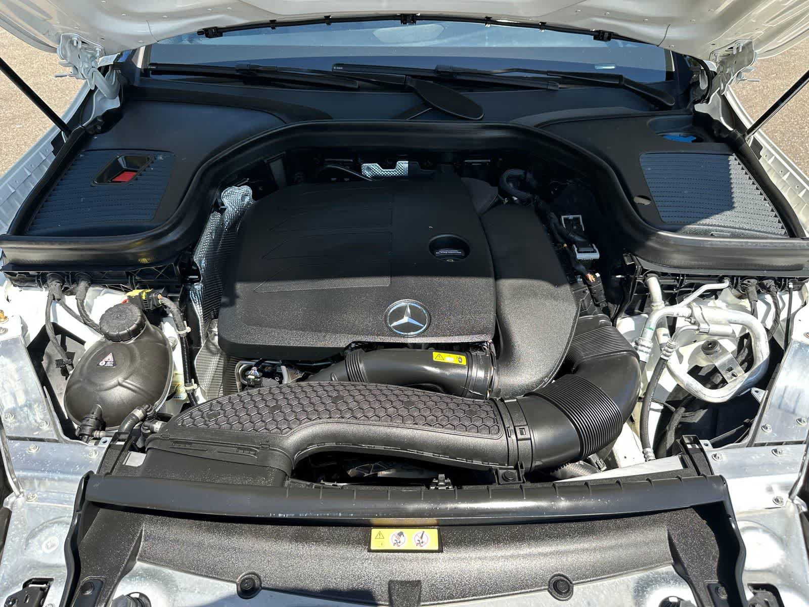 Used 2021 Mercedes-Benz GLC 300 4MATIC image 7