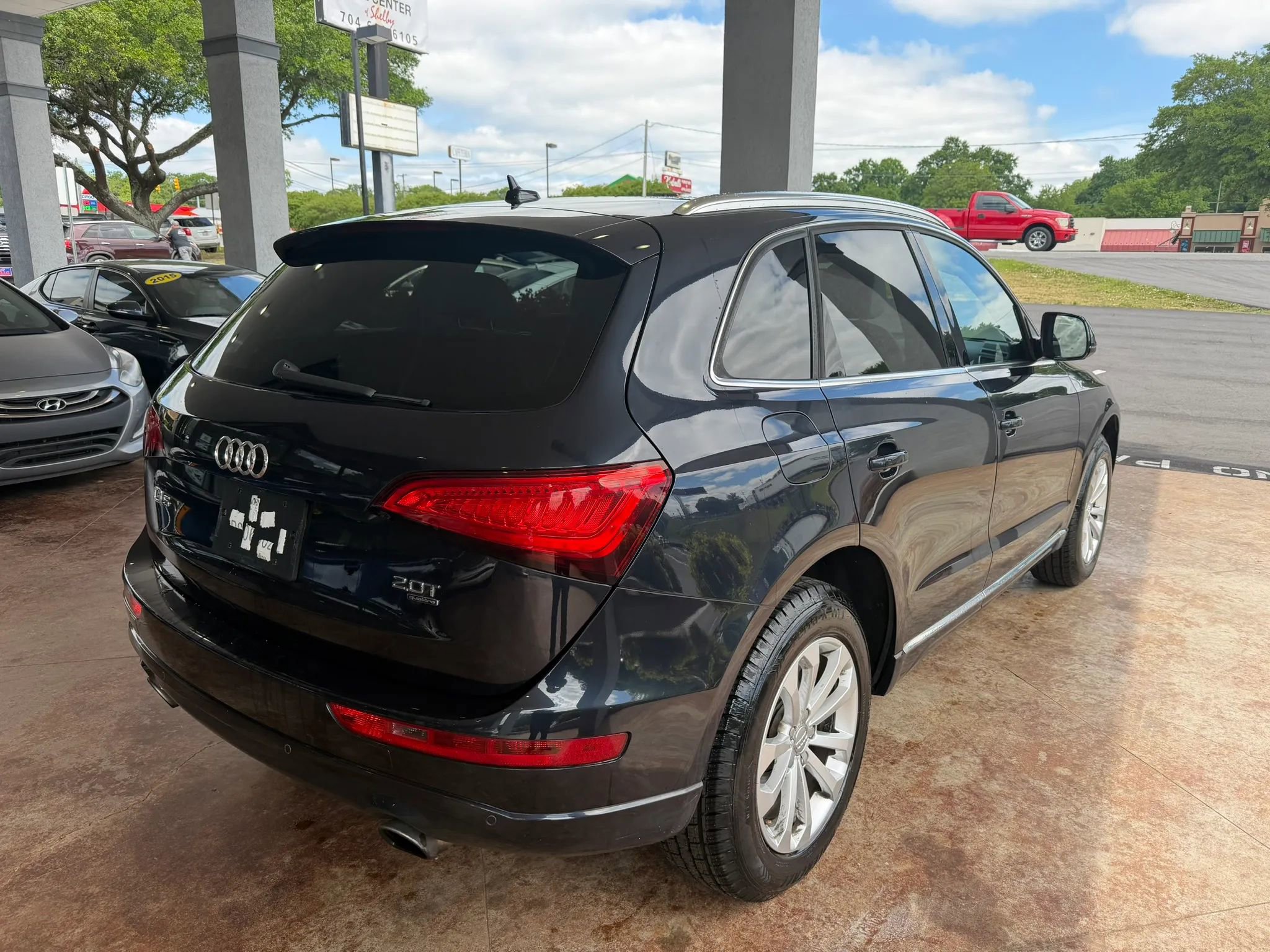 Used 2014 Audi Q5 2.0T Premium Plus w/ Premium Plus Package AWD/4WD image 6