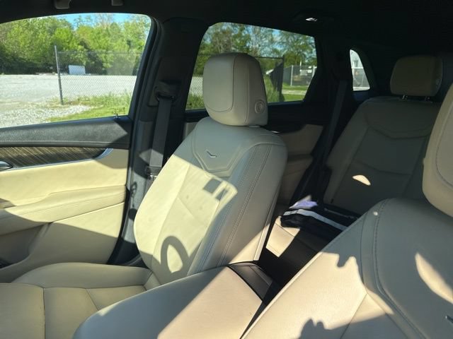 Used 2018 Cadillac XT5 AWD image 18