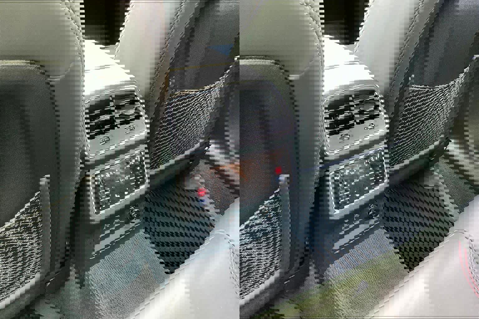 Used 2024 Audi RS 6 performance image 38