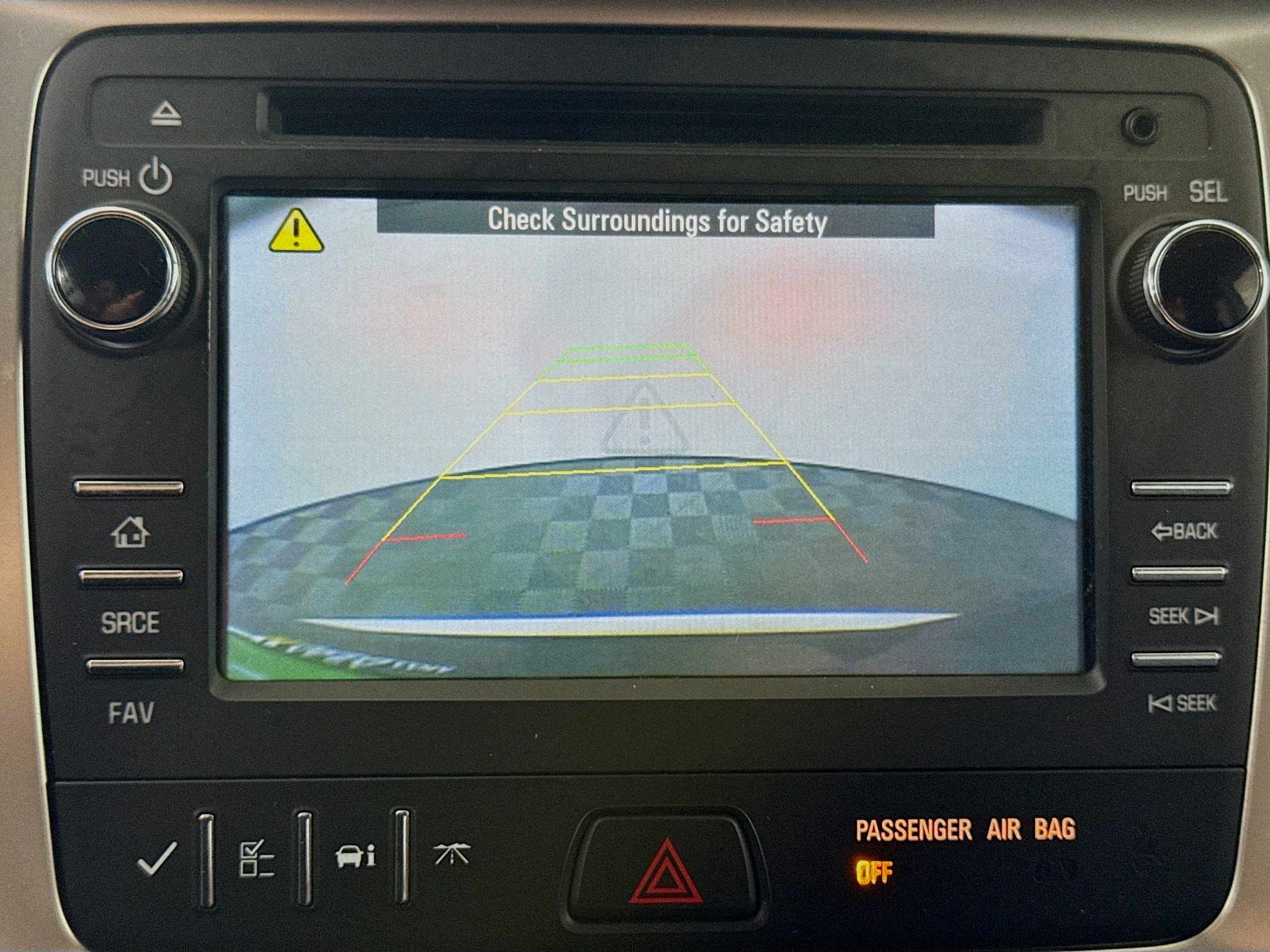 Used 2016 GMC Acadia SLE image 19