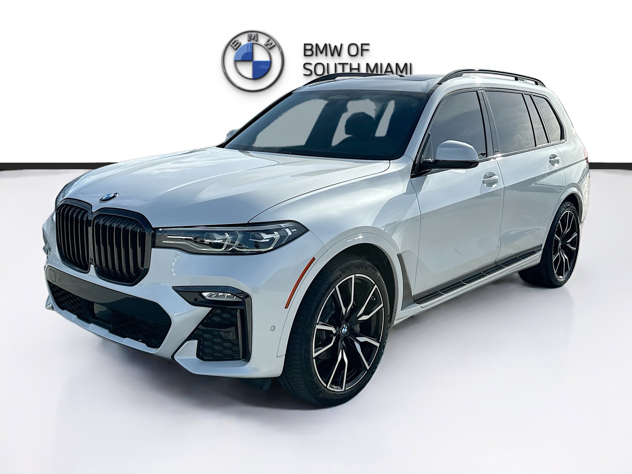 Used 2021 BMW X7 xDrive40i w/ M Sport Package AWD/4WD image 3