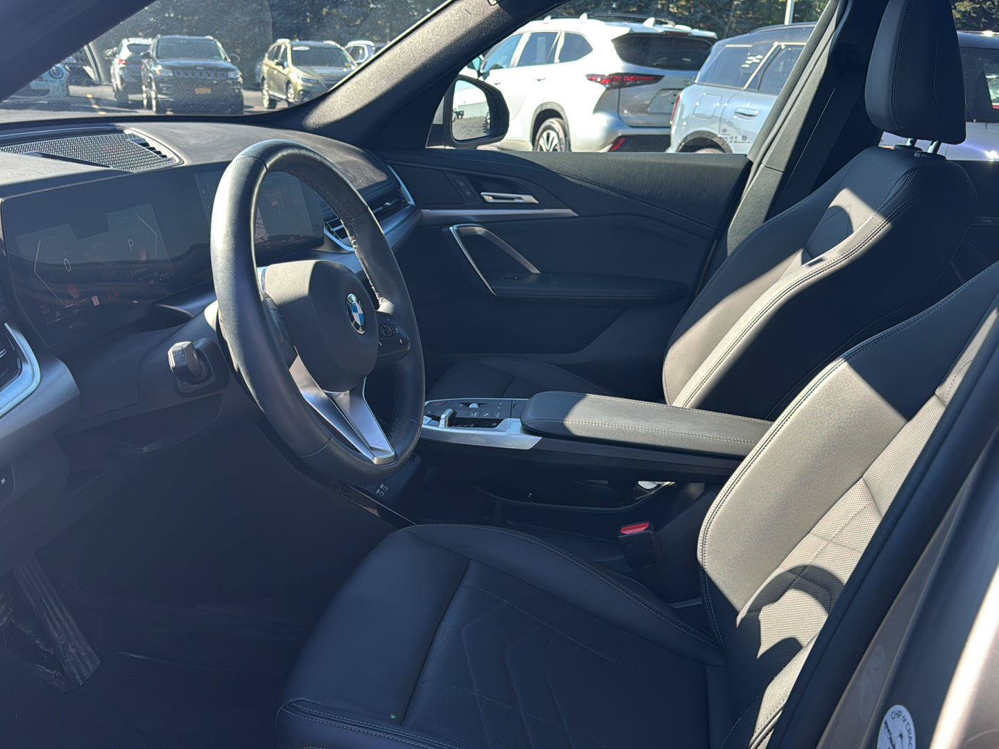 Used 2023 BMW X1 xDrive28i w/ Convenience Package AWD/4WD image 9