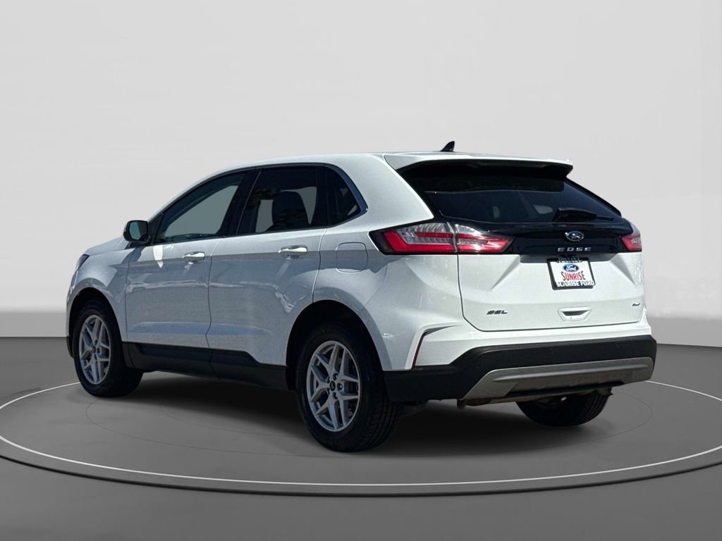 Certified 2023 Ford Edge SEL image 7