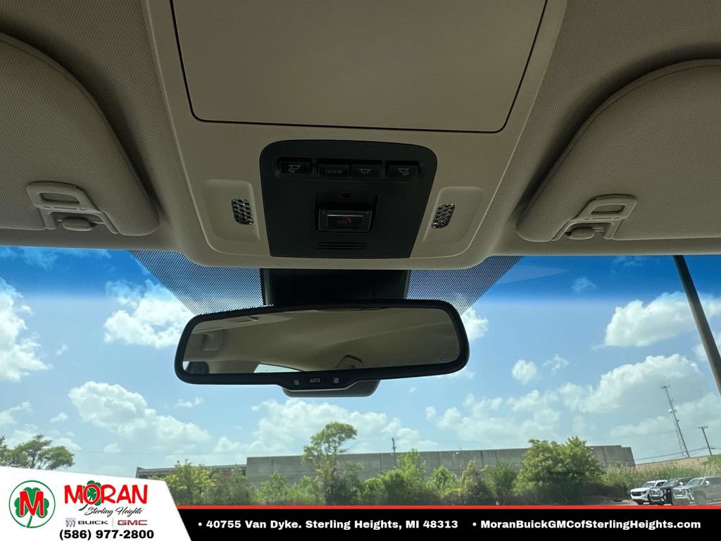 Used 2021 Toyota Avalon XLE FWD image 31