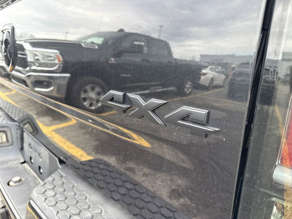 Used 2015 RAM 1500 Sport w/ Black Ram 1500 Sport Group image 10